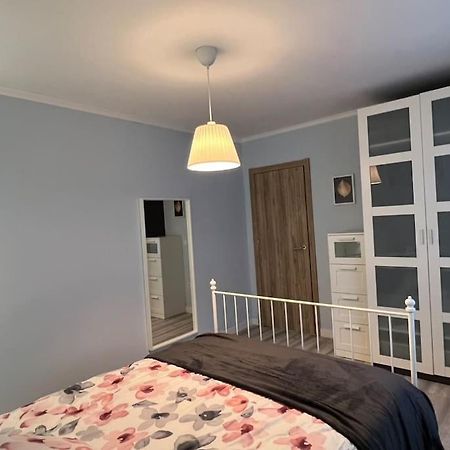 Apartamento Turistico Plaza III Monforte De Lemos Bagian luar foto