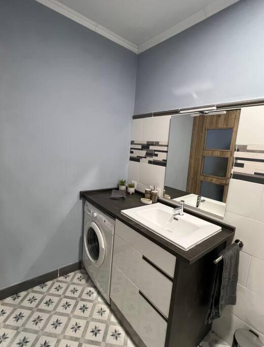 Apartamento Turistico Plaza III Monforte De Lemos Bagian luar foto